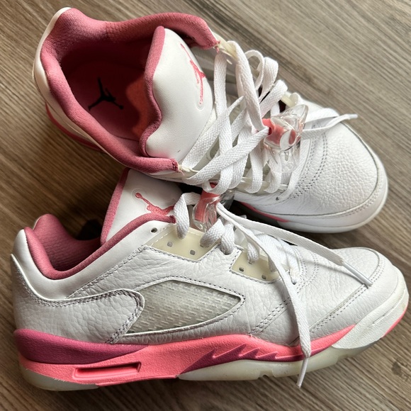 Air Jordan Retro Lows - Picture 1 of 2